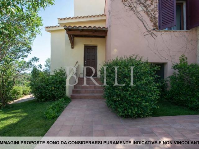 Villetta a schiera in vendita di 133 m² in Via del Ginepro