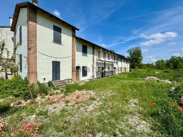 Villetta a schiera in vendita di 133 m² in Via Isola Serafini, 14
