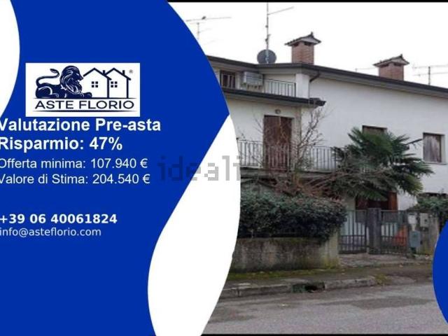 Villetta a schiera in vendita di 133 m² in Via Sandro Pertini, 3