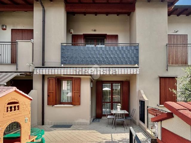 Villetta a schiera in vendita di 133 m² in Via Sandro Pertini, 66