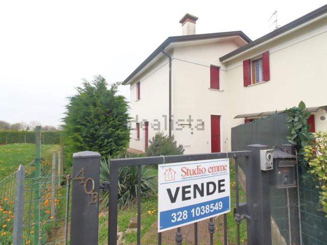 Villetta a schiera in vendita di 134 m² in Via Carrare, 40