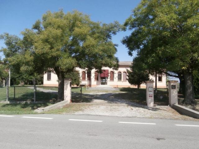 Villetta a schiera in vendita di 134 m² in Via Brusantina, 379