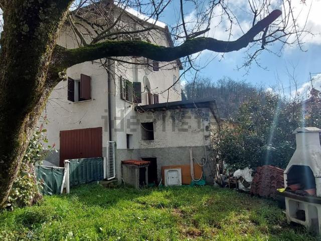 Villetta a schiera in vendita di 134 m² in Via Migliara