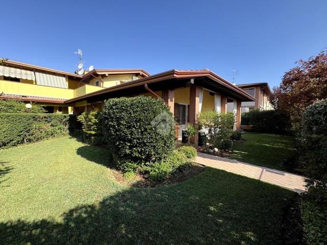 Villetta a schiera in vendita di 135 m² in Via G. Ungaretti, 8