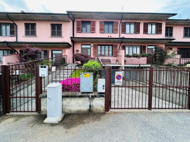 Villetta a schiera in vendita di 135 m² in Via Gian Lorenzo Bernini, 8