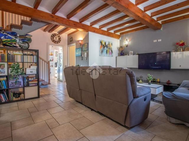 Villetta a schiera in vendita di 135 m² in Via Guido Rubboli, 6