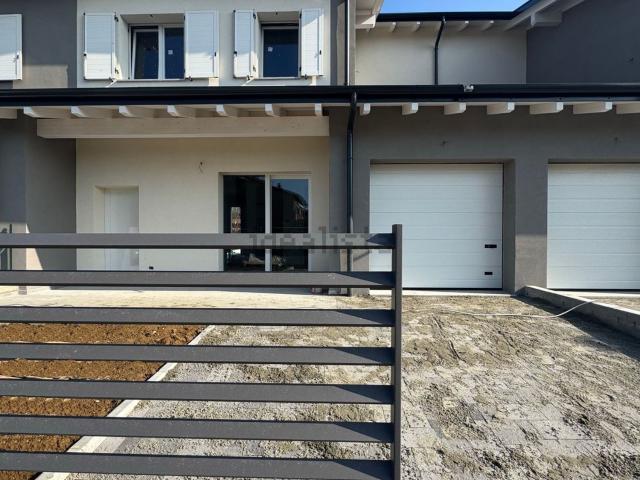 Villetta a schiera in vendita di 135 m² in Via Don G. Puglisi