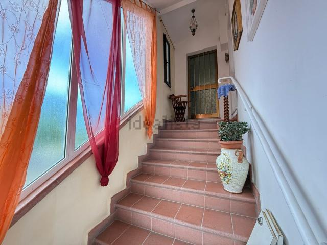 Villetta a schiera in vendita di 135 m² in Via la Piana, 6