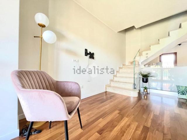 Villetta a schiera in vendita di 135 m² in Via Mario Piacentini, 10
