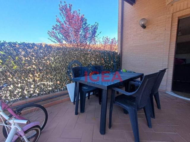 Villetta a schiera in vendita di 135 m² in Via Poggio Perini