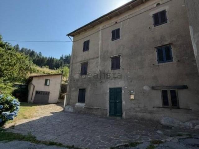 Villetta a schiera in vendita di 135 m² in Via Pian del Meo