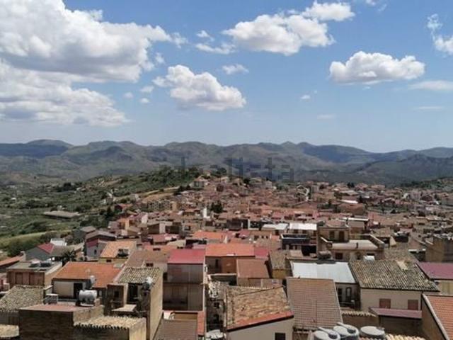 Villetta a schiera in vendita di 135 m² in Via Provenzano