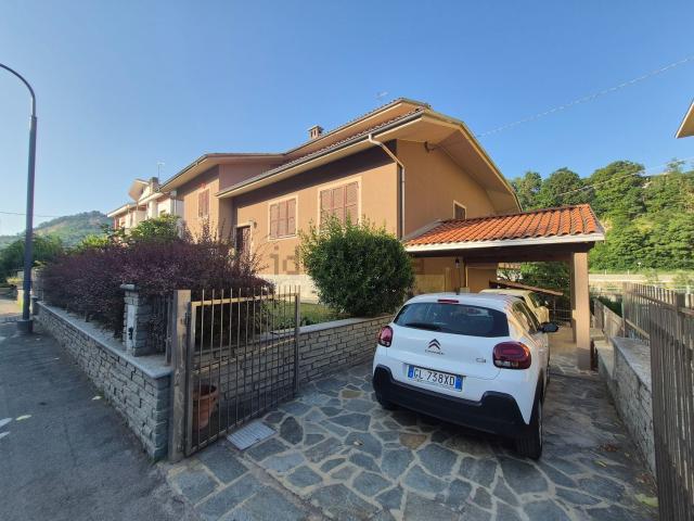 Villetta a schiera in vendita di 135 m² in Corso IV Novembre, 5