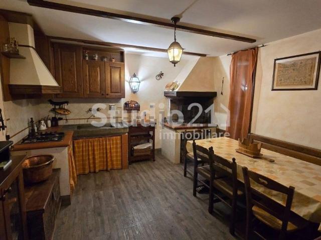 Villetta a schiera in vendita di 136 m² in Via di Sarnese