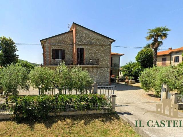 Villetta a schiera in vendita di 136 m² in Via Pietro Vannucci