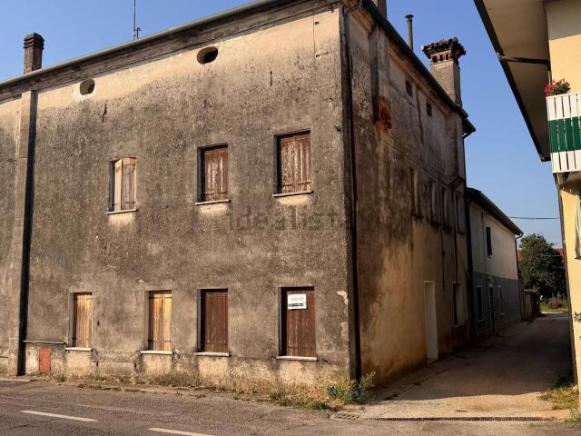 Villetta a schiera in vendita di 137 m² in Via San Pio X, 28