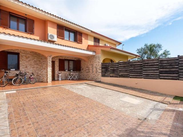 Villetta a schiera in vendita di 138 m² in Via Berlino, 5