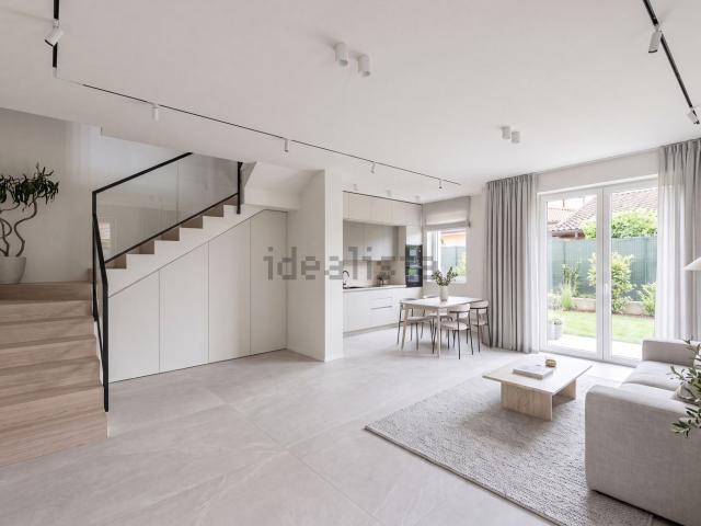 Villetta a schiera in vendita di 138 m² in Via Nilde Iotti, 31