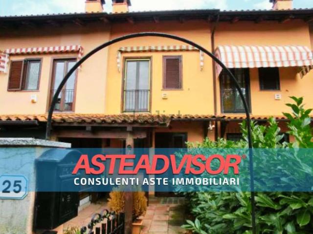 Villetta a schiera in vendita di 138 m² in Strada America Boschi, 27