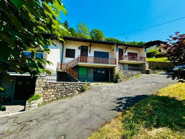 Villetta a schiera in vendita di 140 m² in Via Cantul