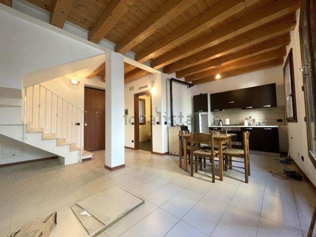 Villetta a schiera in vendita di 140 m² in Via Benedetto Croce, 3