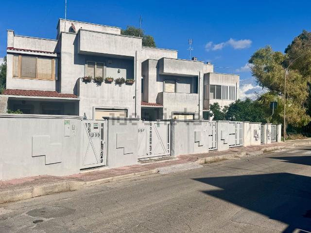 Villetta a schiera in vendita di 140 m² in Via Giovanni Battista Venturi