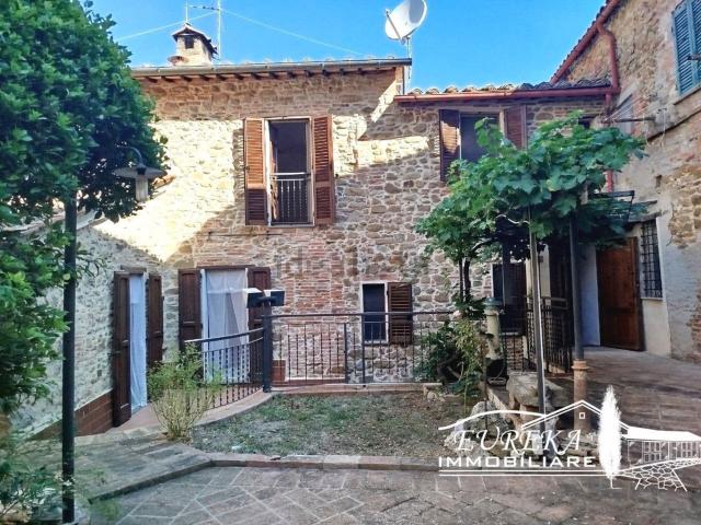 Villetta a schiera in vendita di 140 m² in Via degli Etruschi