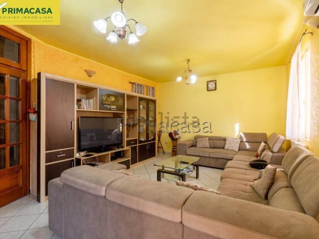 Villetta a schiera in vendita di 140 m² in Via dei Martiri
