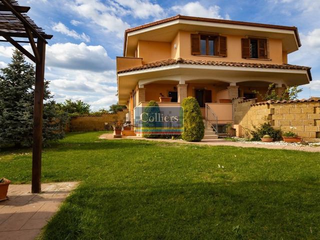 Villetta a schiera in vendita di 140 m² in Via dei Gerani