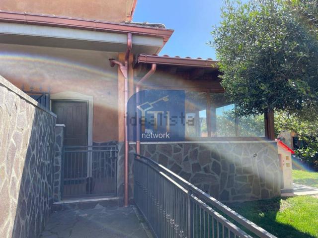 Villetta a schiera in vendita di 140 m² in Via della Maggiona