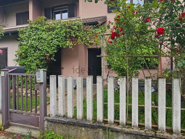 Villetta a schiera in vendita di 140 m² in Via della Repubblica, 35