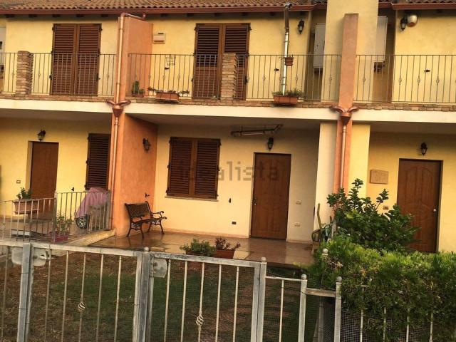Villetta a schiera in vendita di 140 m² in Via delle Felci
