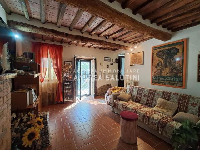Villetta a schiera in vendita di 140 m² in Via di Badia