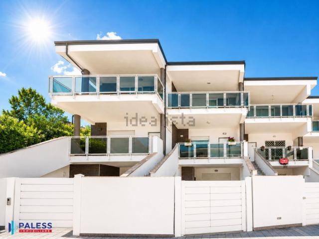 Villetta a schiera in vendita di 140 m² in Via di Malafede, 74