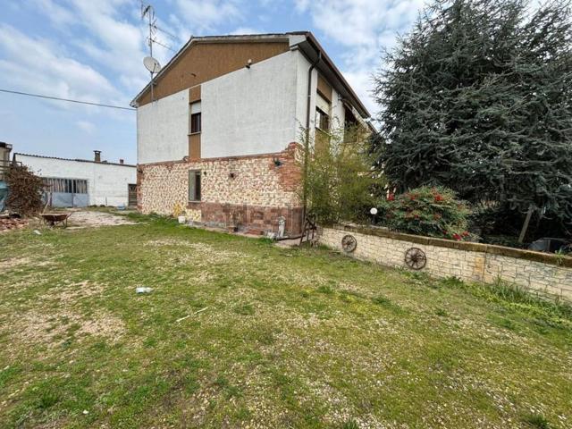Villetta a schiera in vendita di 140 m² in Via E. Fermi, 10