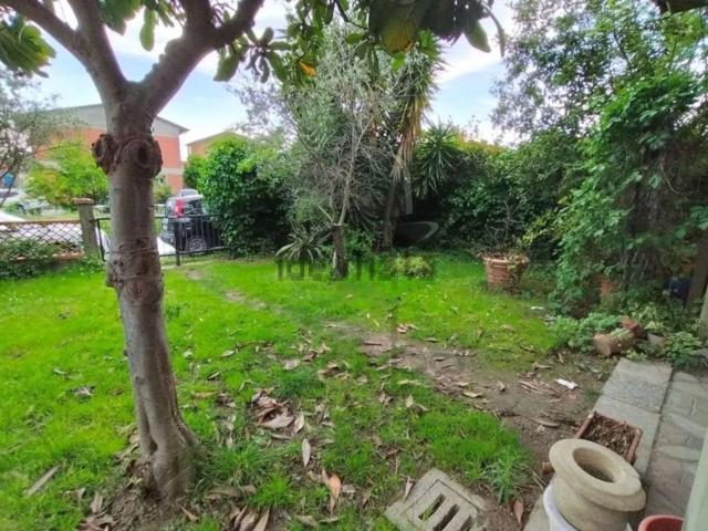 Villetta a schiera in vendita di 140 m² in Via Europa, 61