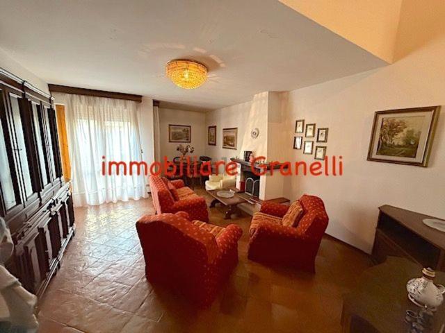 Villetta a schiera in vendita di 140 m² in Via Imprunetana per Tavarnuzze