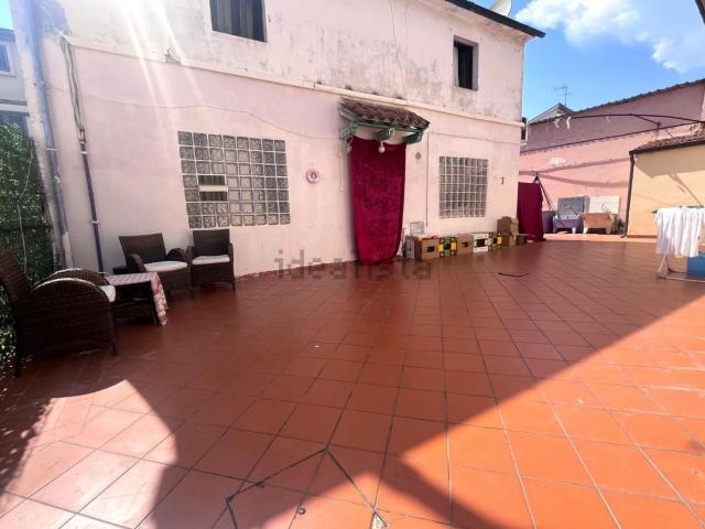 Villetta a schiera in vendita di 140 m² in Via Nazario Sauro