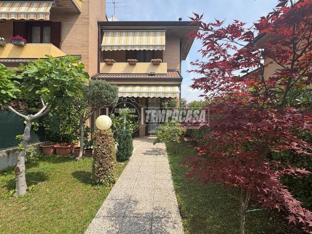 Villetta a schiera in vendita di 140 m² in Via Sole delle Alpi