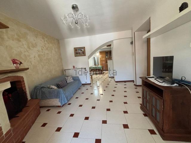 Villetta a schiera in vendita di 140 m² in Via San Remigio di Sopra