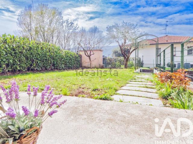 Villetta a schiera in vendita di 140 m² in Via P. Vitalba, 1