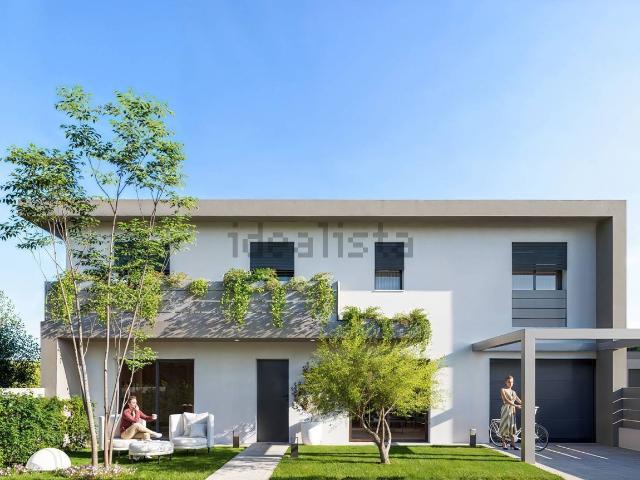 Villetta a schiera in vendita di 140 m² in Via Pomari, 1