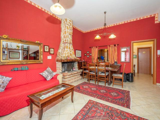 Villetta a schiera in vendita di 140 m² in Via Pietro Vannucci