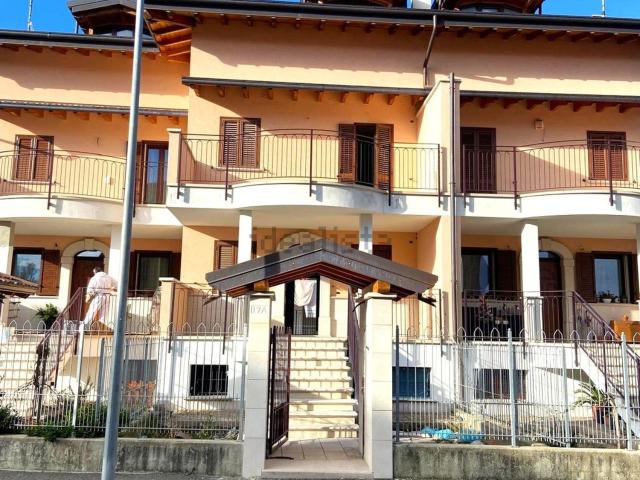 Villetta a schiera in vendita di 140 m² in Via Tonale