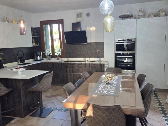 Villetta a schiera in vendita di 140 m² in Viale Don Sturzo