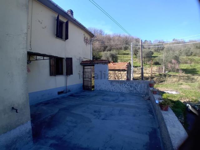 Villetta a schiera in vendita di 140 m² in Strada Comunale Novegigola