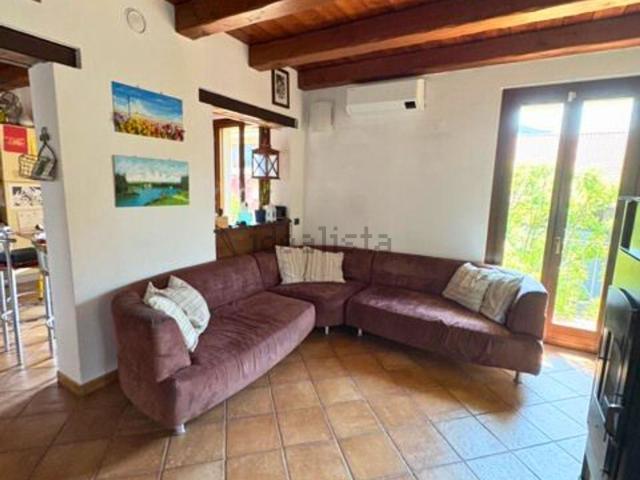 Villetta a schiera in vendita di 141 m² in Via Giacomo Matteotti, 66