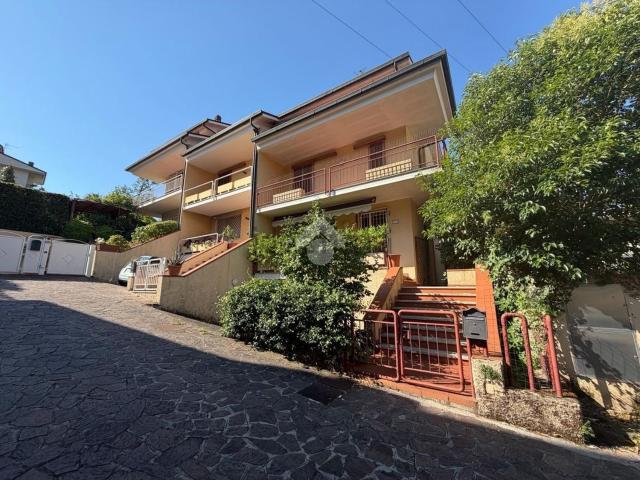 Villetta a schiera in vendita di 141 m² in Via Luigi Cherubini, 100