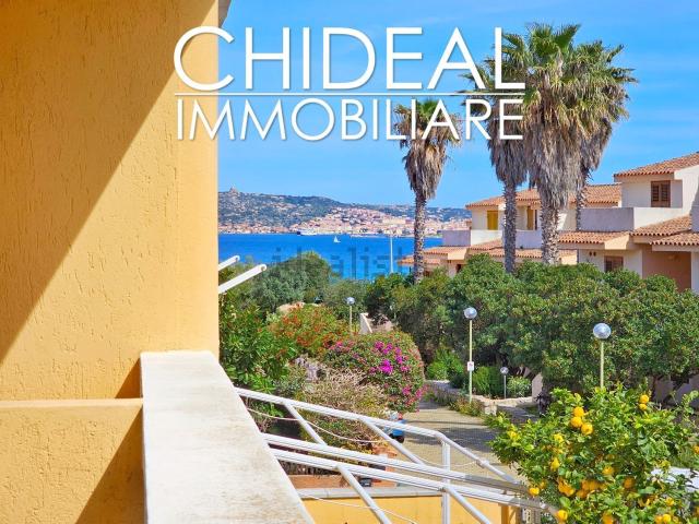 Villetta a schiera in vendita di 142 m² in Via Clitennestra, 1