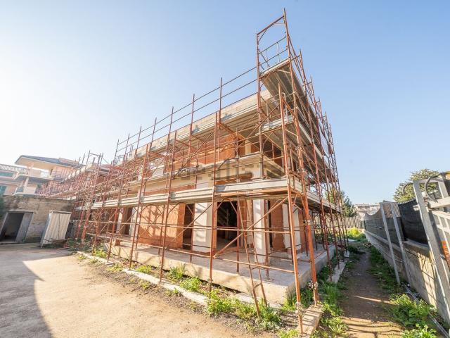 Villetta a schiera in vendita di 142 m² in Via Santo Stefano di Camastra